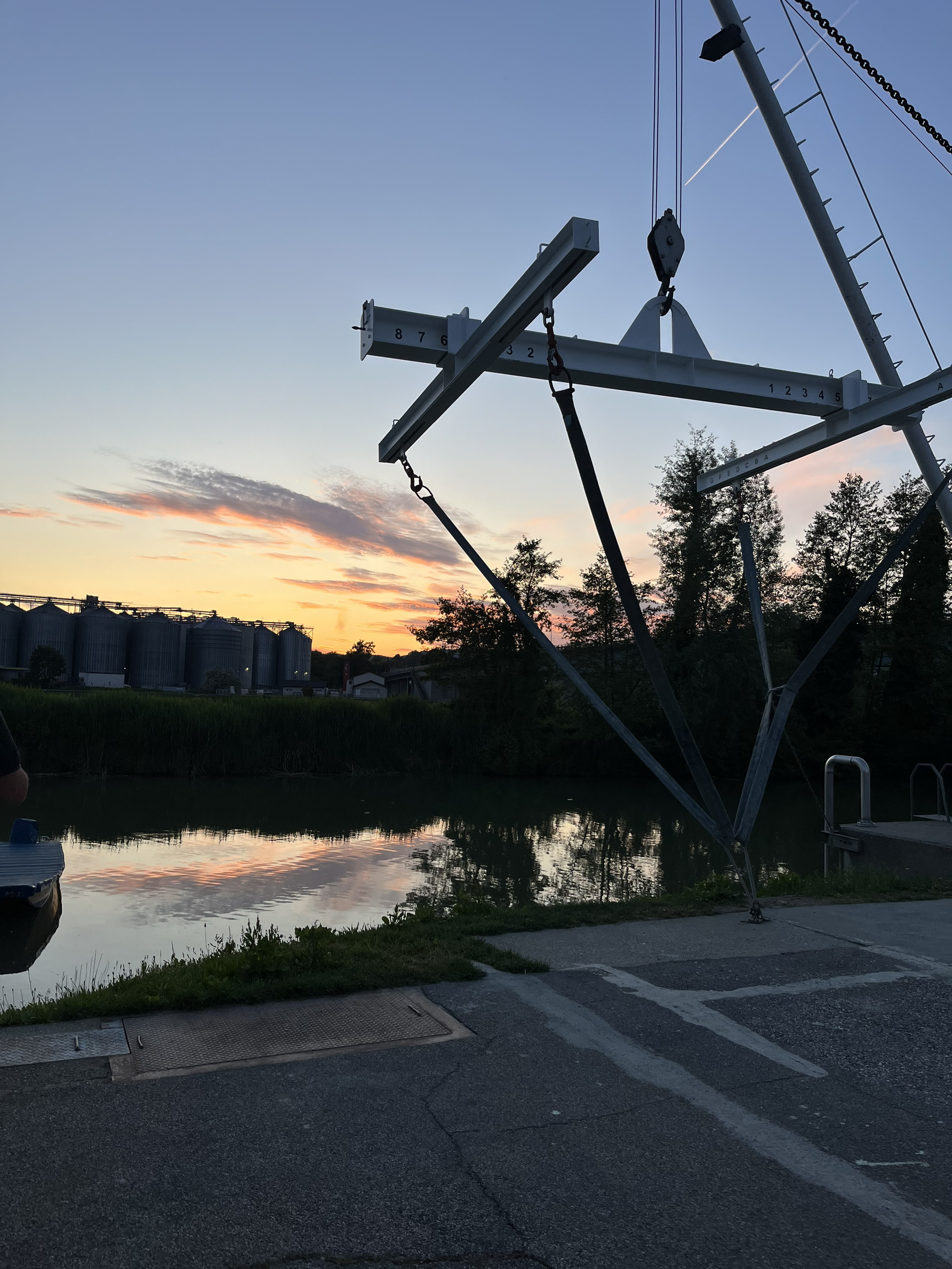 Sonnenuntergang im Hafen